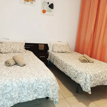 Apartment Cuscio House 2 *